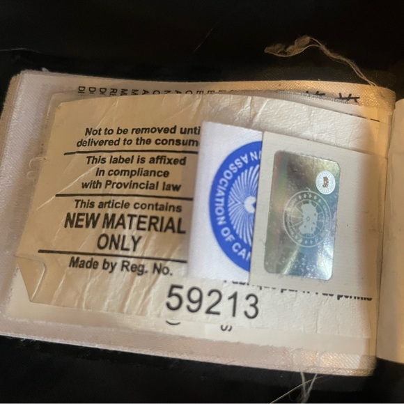 Lorette Canada Goose Parka - size small - Picture 6 of 6